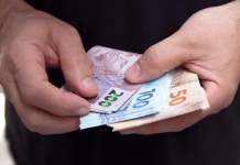 Salário mínimo será de R$ 1.621 em 2026